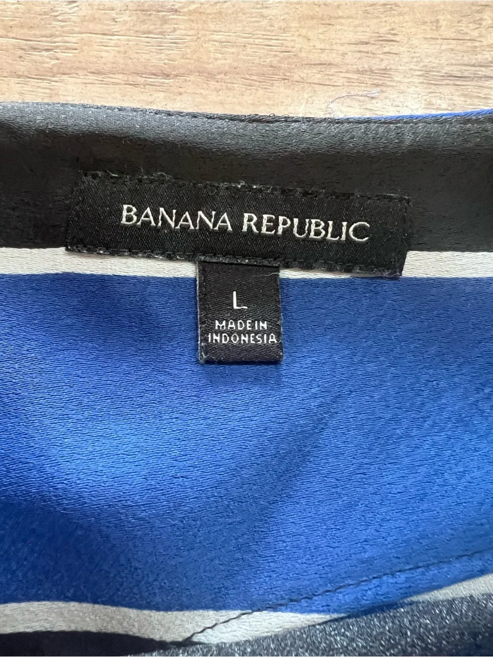 Banana Republic Stripped Boat Neck Blouse | Women’s Large | Sateen Feel